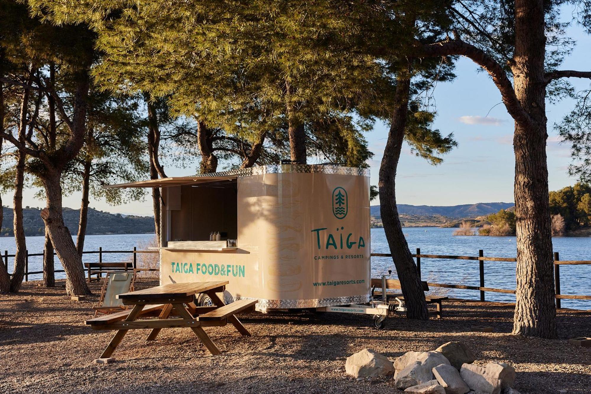 Taiga Lake Caspe Exterior foto